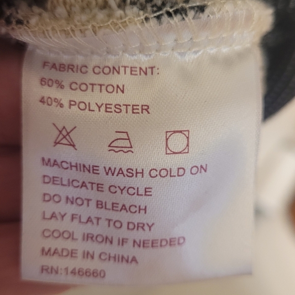 Maternity Envelope Collar Sweatshirt. Medium. - Picture 3 of 4